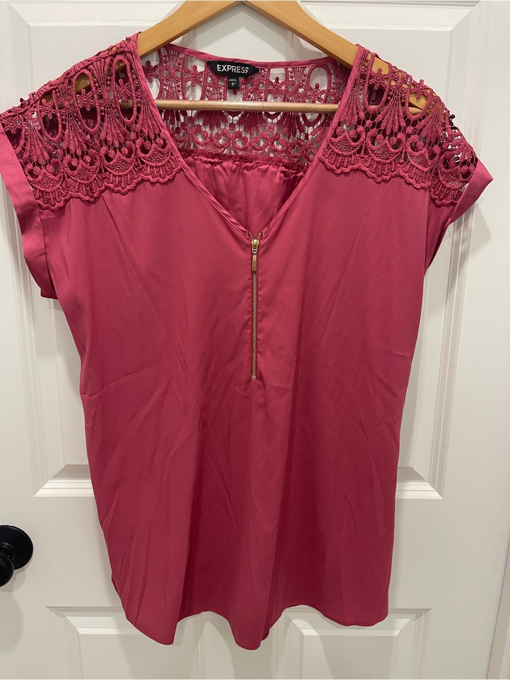 Express Rose Pink Crochet Shoulder Zip Front Top
